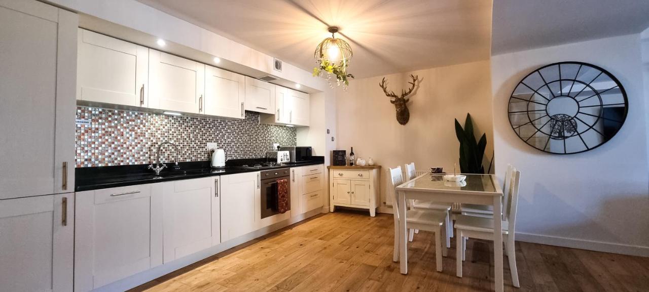 Loch Ness - Luxury Highland Retreat In Scotland Lejlighed Fort Augustus Eksteriør billede